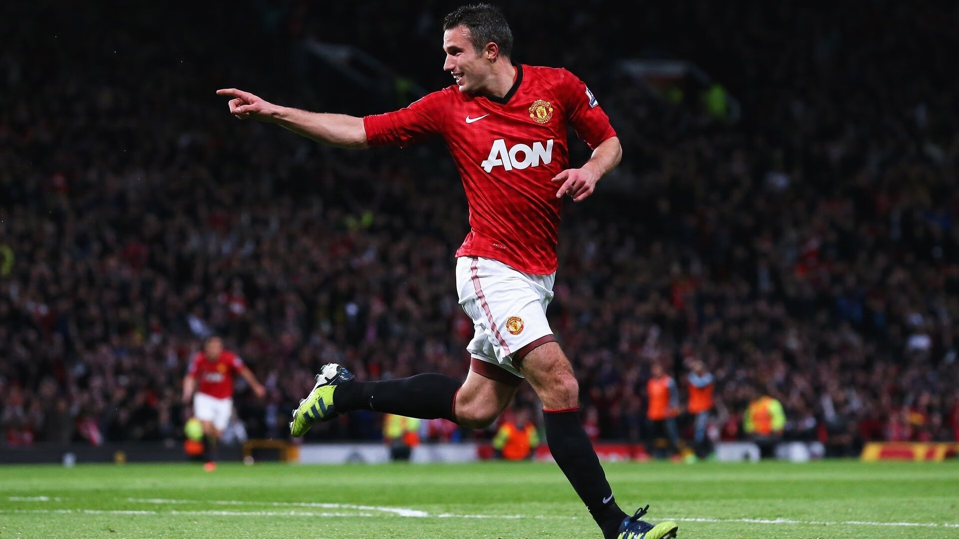 乐鱼体育在线下载-五大联赛是否通过边后卫组织权上提改善控球出球节奏，五大联赛后面是什么