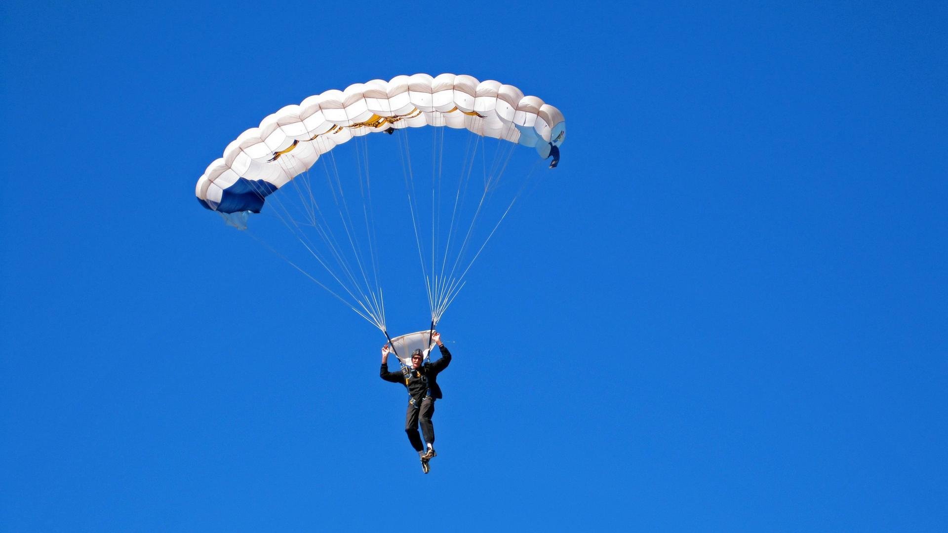 乐鱼体育官网网址-球员伤病数据引起重视科学防护体系逐步建立，球员伤病情况